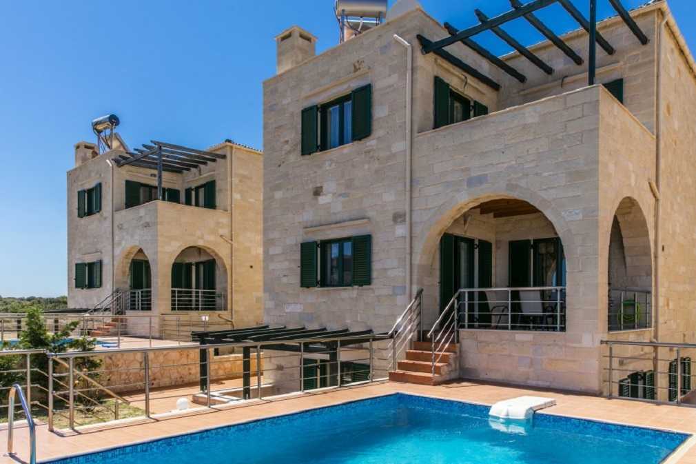 Stone House Akrotiri Chania for sale. ID 04-1897