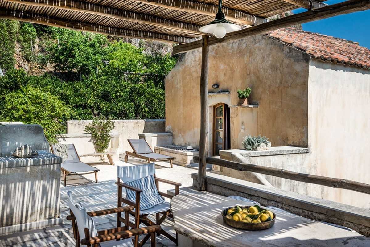 Traditional House for sale Armenoi Apokoronas. ID 04-1855