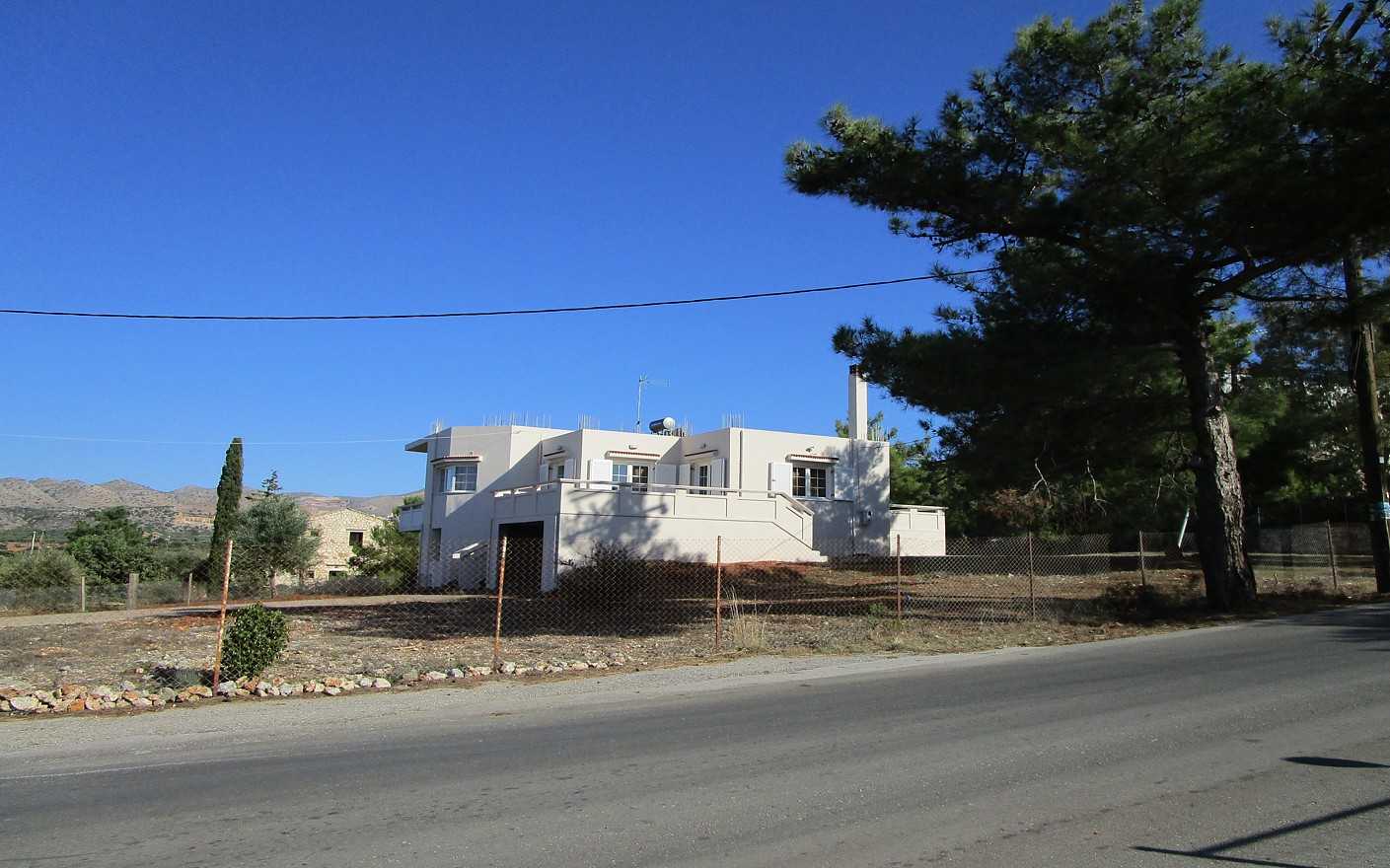 Detached house for sale in Akrotiri Chania. ID 04-1798