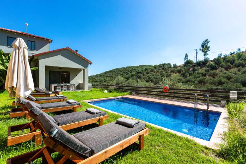 Complex of Three Modern Villas Chania for sale. ID 0v-436