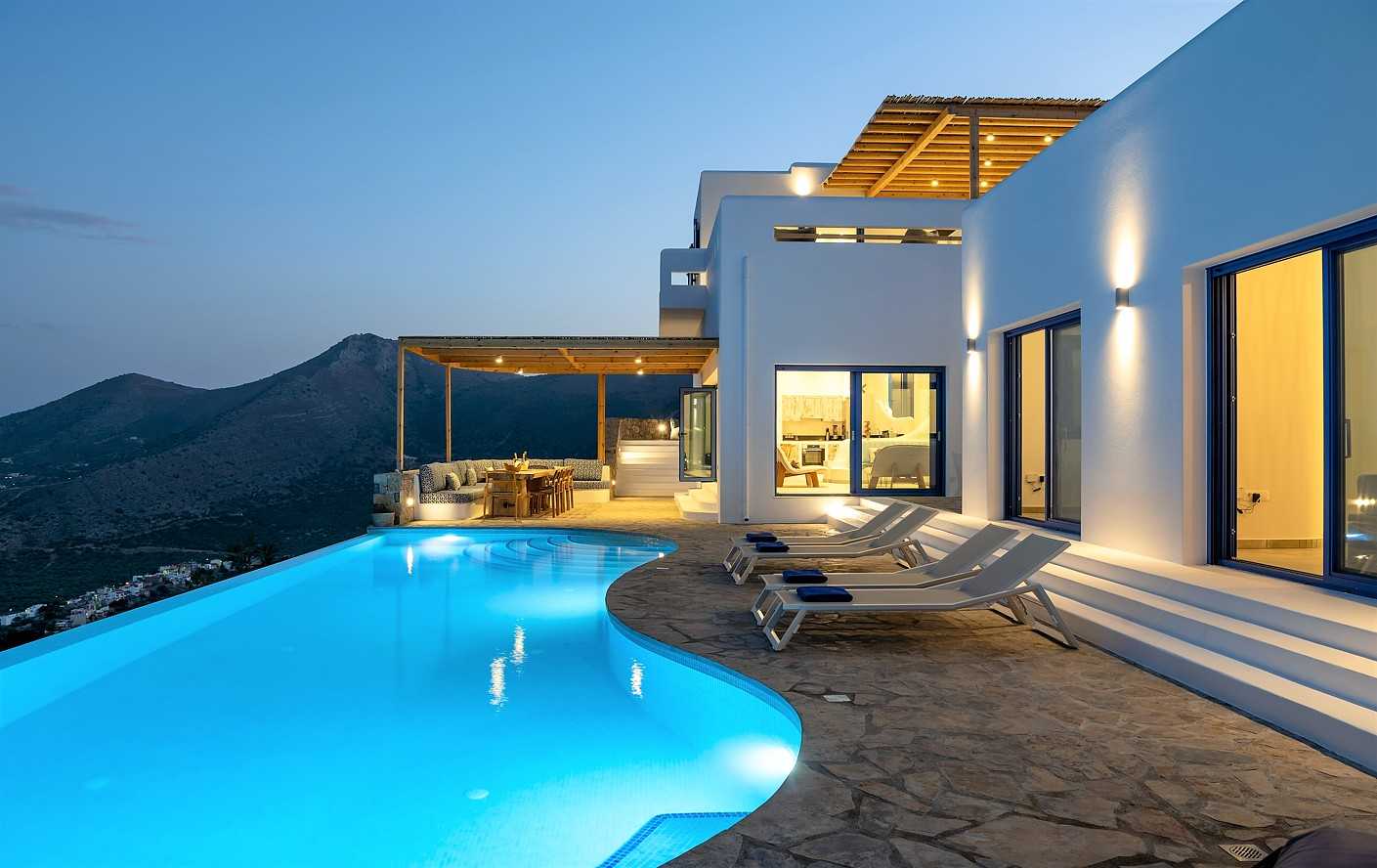 Luxury Villa Orea in Elounda for holiday rental. ID 37-281