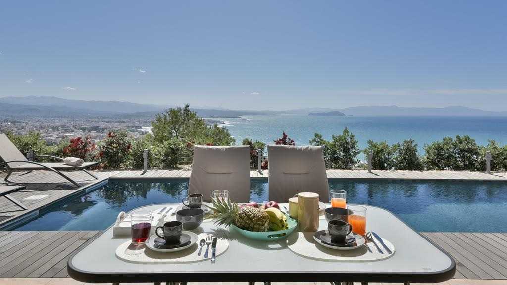 Chania seaview luxury villa for sale. ID 0v-372
