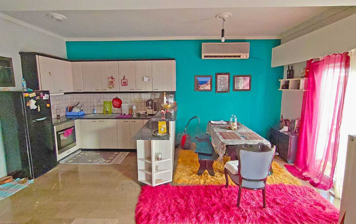 Three Bedroom for sale in Polygono, Athens. ID A4-1393