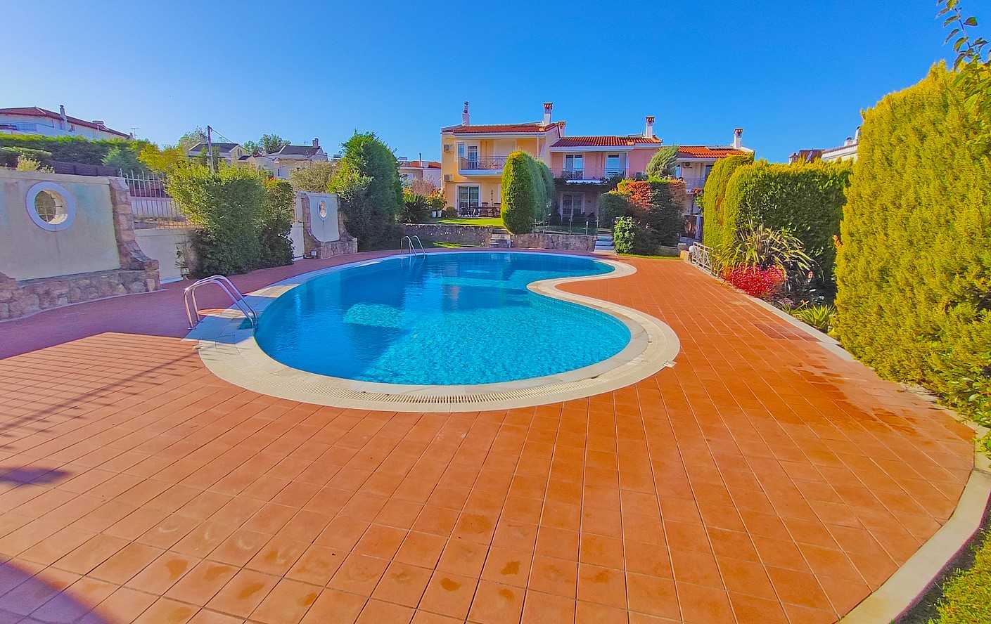 Detached maisonette for sale in Nea Erythraia, Athens. ID Av-338