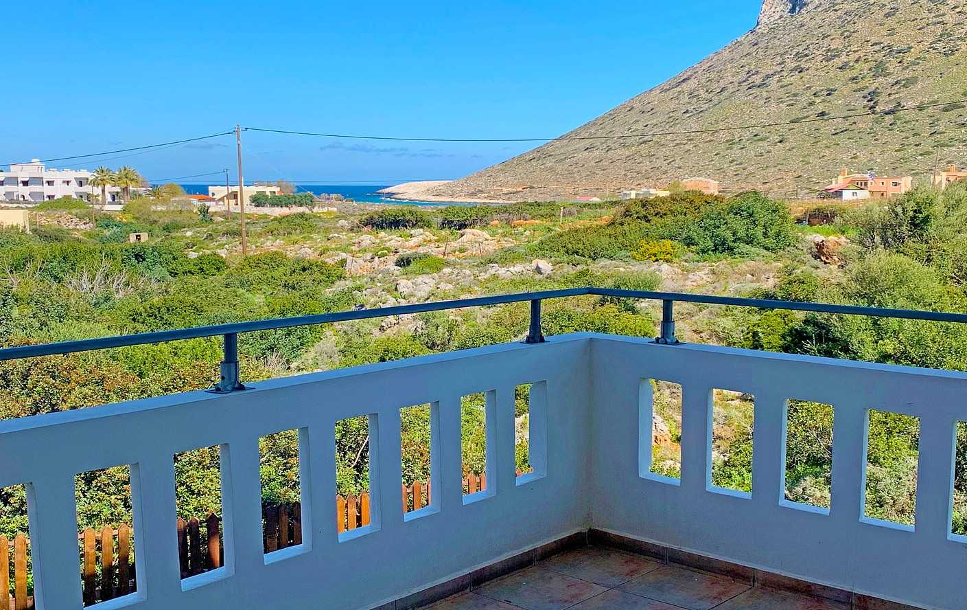 Rent Home Crete with stunning sea views. ID 001-725