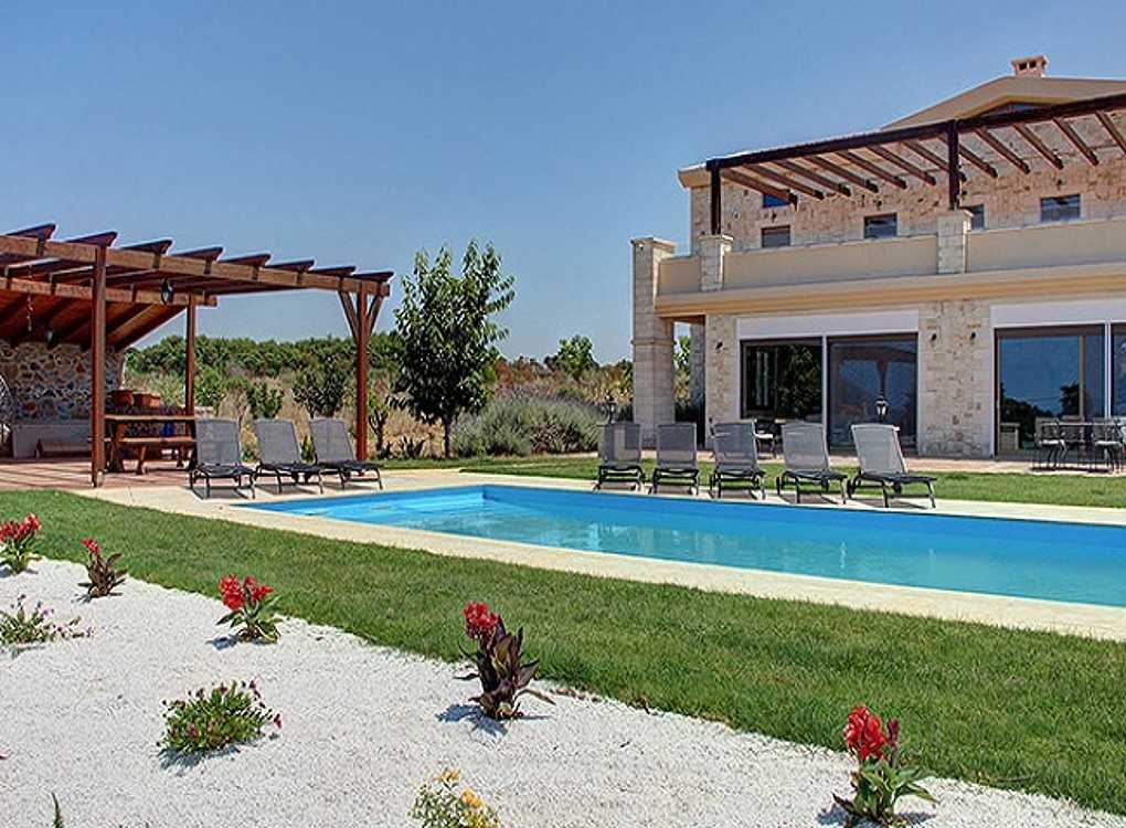 Luxury Villa for Sale in Apokoronas. ID 0v-261
