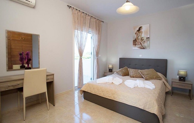 Luxurious villa for sale in Apokoronas. ID 0v-252