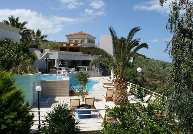 Hotel for sale in Crete. ID 02-291