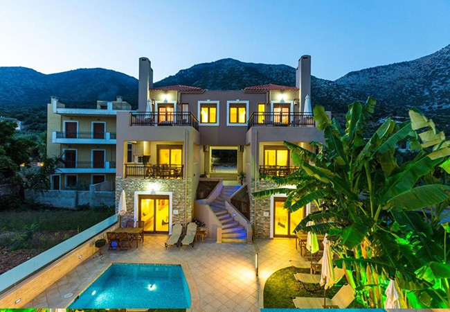 Tourist complex of 4 villas for sale in Rethymnon Crete. ID 12-114