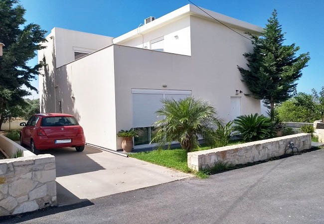 House for sale in Chania, Crete. ID 04-1169