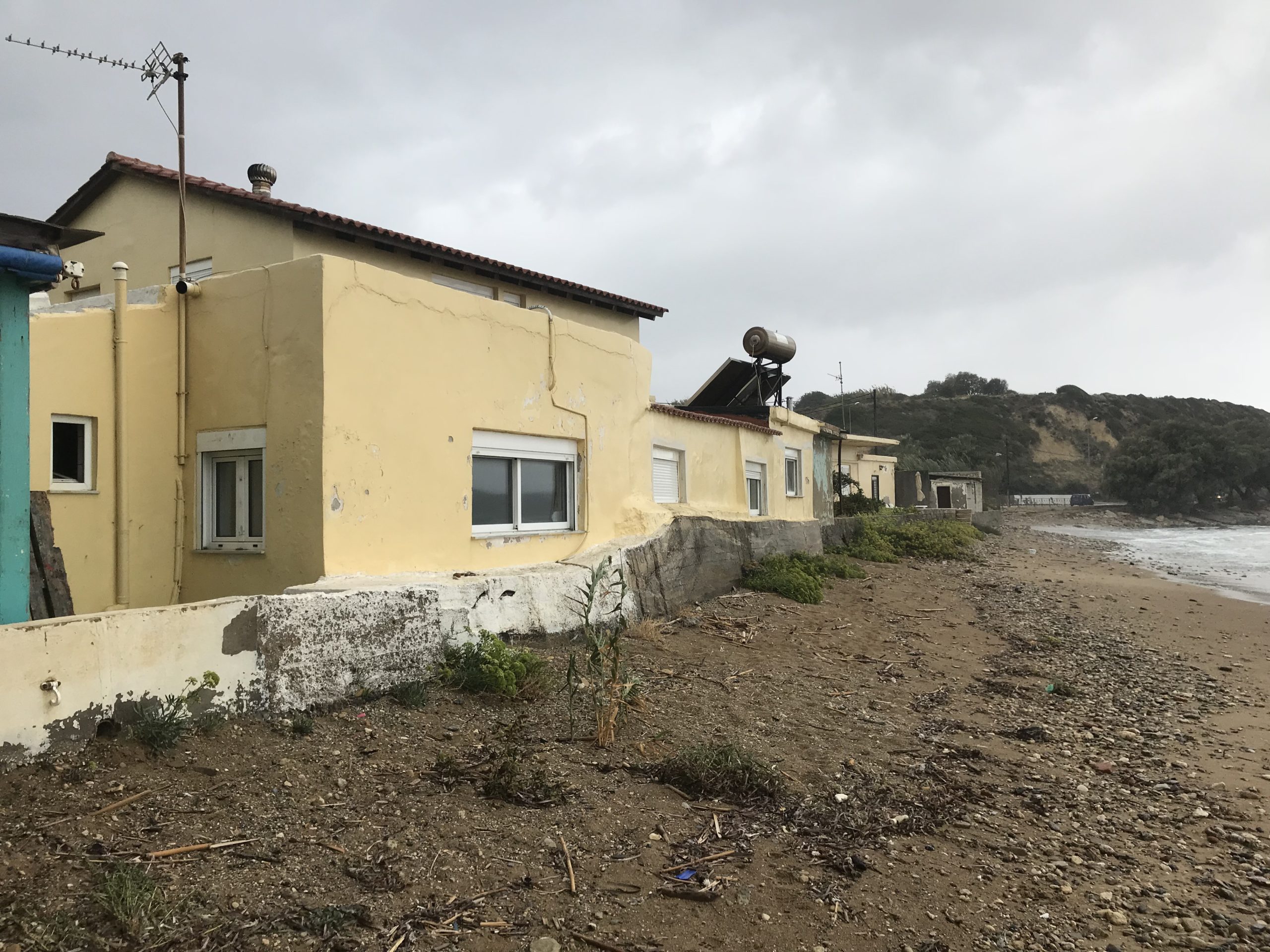 Beach front house for sale in Chania Crete. ID 04-1093