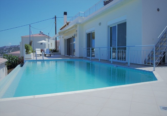 House for sale in Crete with 5 bedrooms. ID 04-1119