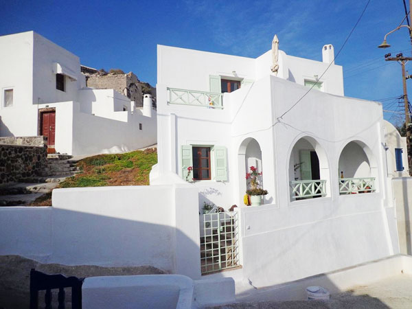 Villa for sale in Santorini. ID GrCyv-109
