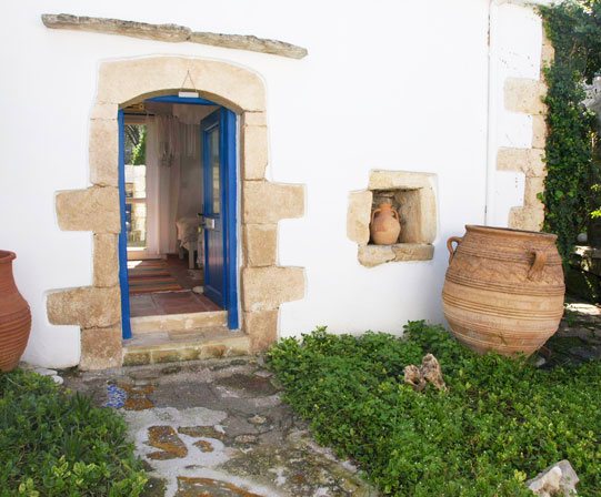 Home for sale in Crete. ID 04-1002