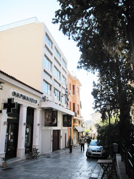 Plaka Athens Commercial Property for Sale. ID GrAt1-122