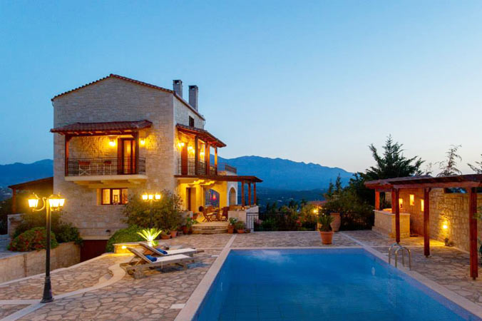 Villa for sale in Crete. ID 0v-197