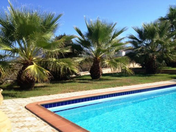 Home for sale in Crete. ID 04-840