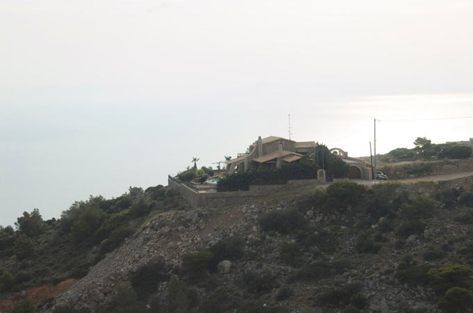 Luxurious villa for sale in Greece. ID GrAtv-111