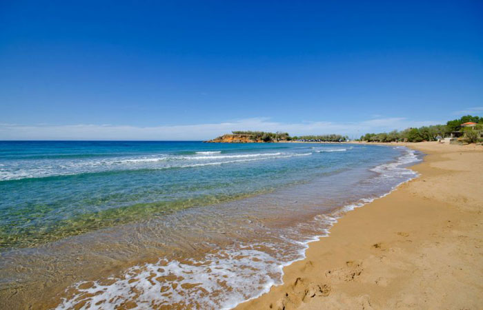 Beachfront apartment for sale in Chania Crete. ID 04-1013