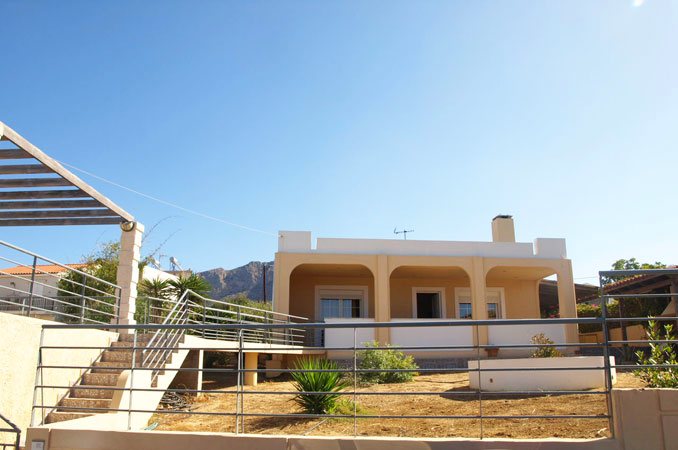 Rent Home Crete. ID 001-622