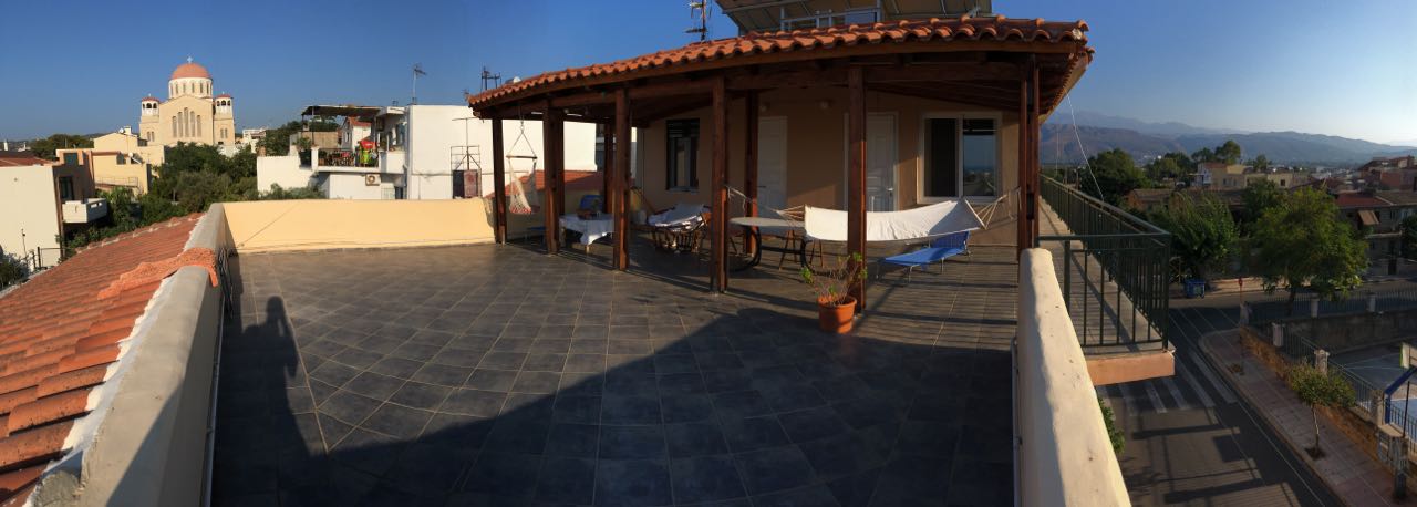 Penthouse for long term rental in the City of Chania. ID 001-705