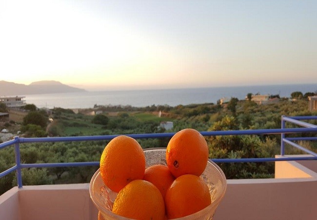 Three bedroom apartment for rent in Chania, Crete. ID 001-695