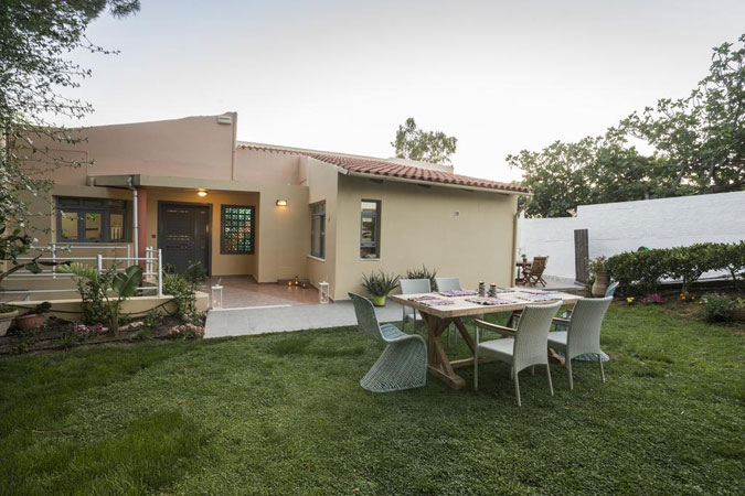 Villa for rent in Agios Mattheos Chania. ID 001-660