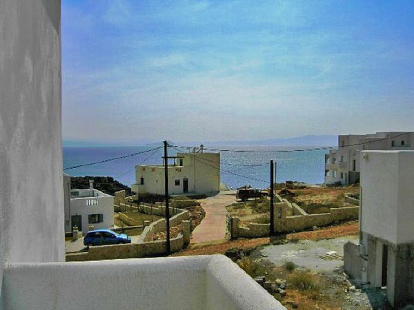 Home for sale on Akrotiri. ID 0v-035D