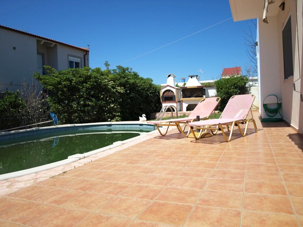 House for rent in Chania Crete. ID 001-576