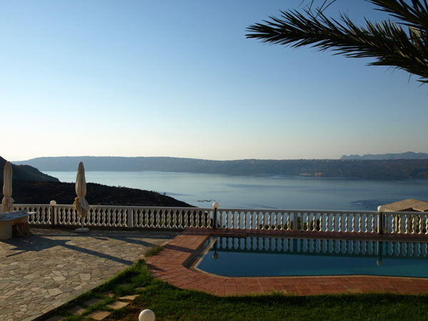 Apartment for rent in Crete. ID 001-482