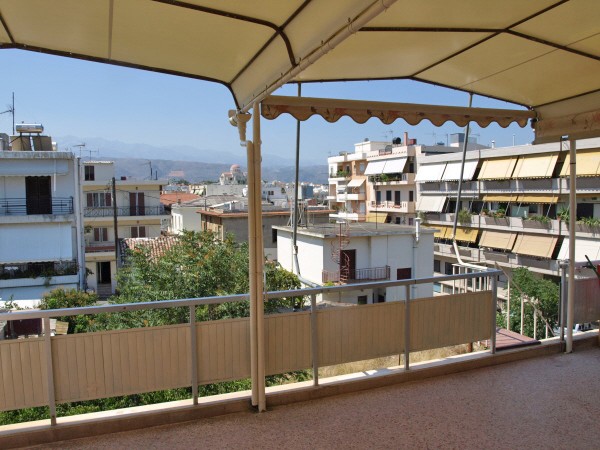 Real Estate Rentals in Crete. ID 001-266