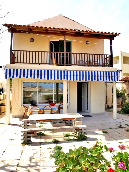 My home at the sea. ID 001-229