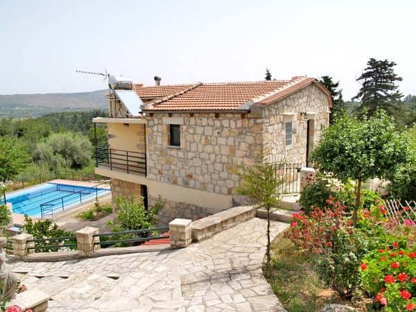Long term Property Rental with Pool. ID 001-139