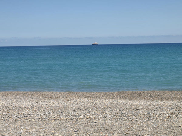 Seafront plot for sale. ID 03-1510