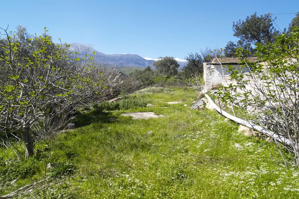 Crete Plot for sale. ID 03-1436