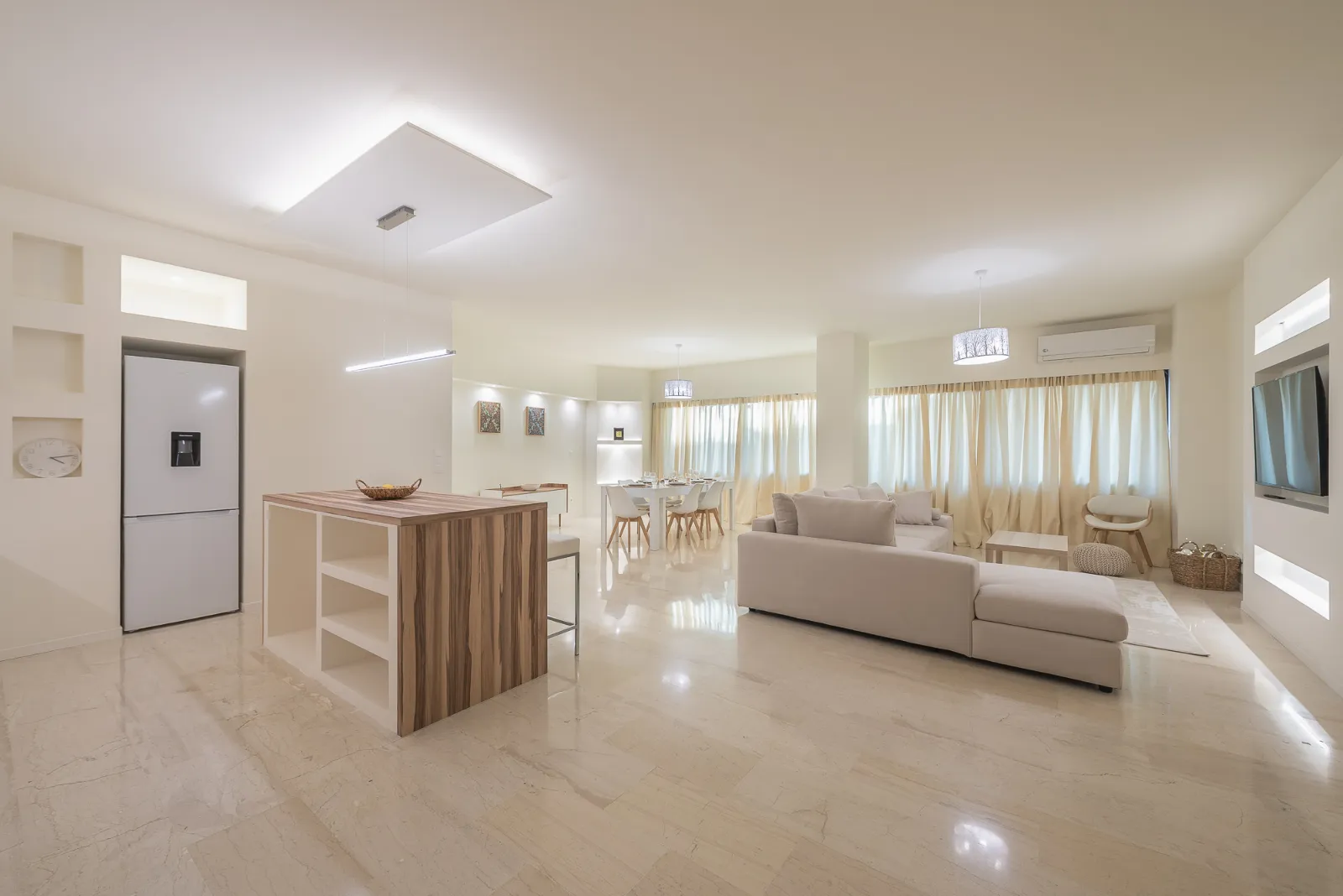 Three Bedroom Apartment for sale in Kypseli. ID A4-12372