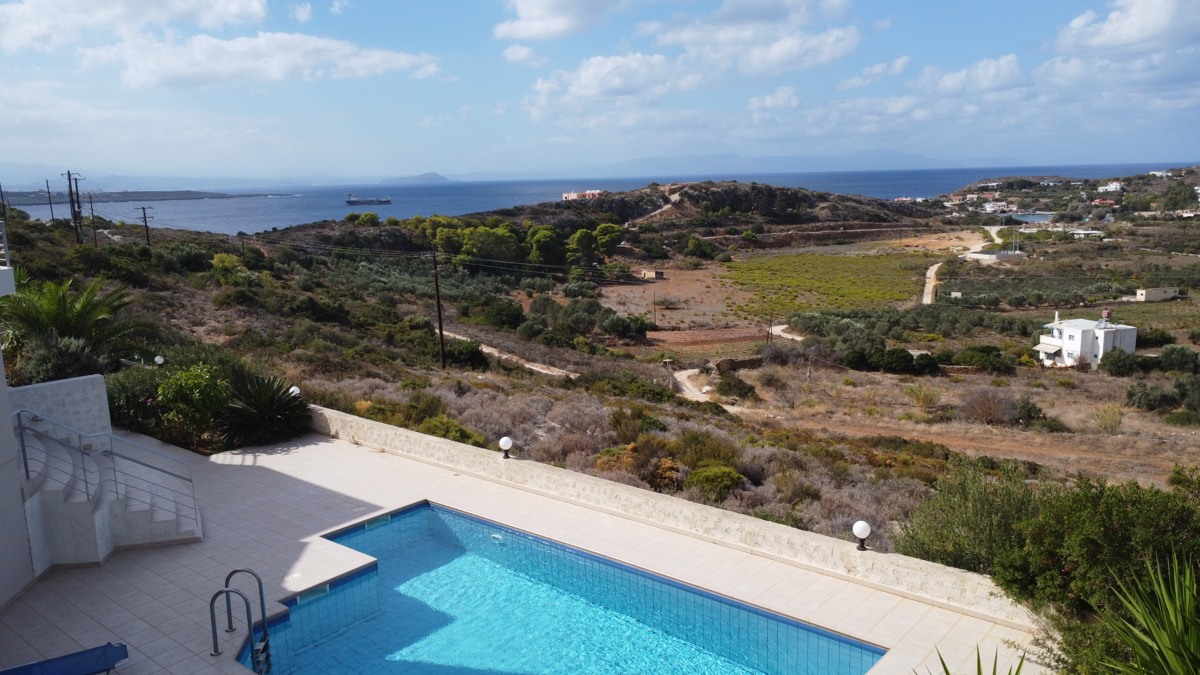 Villa for sale on the Akrotiri peninsula