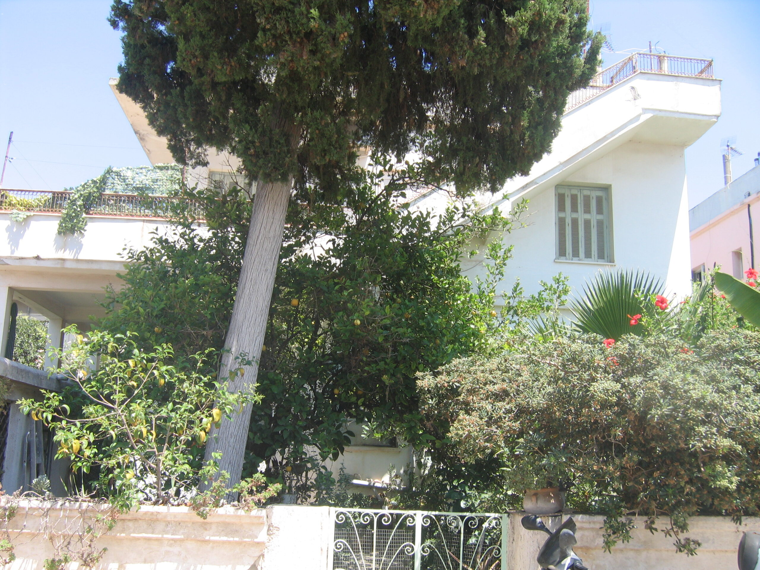 For Sale: Two-Storey Building in Chania with Two Apartments