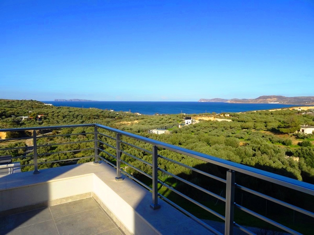 New and luxurious villa for sale in Sitia