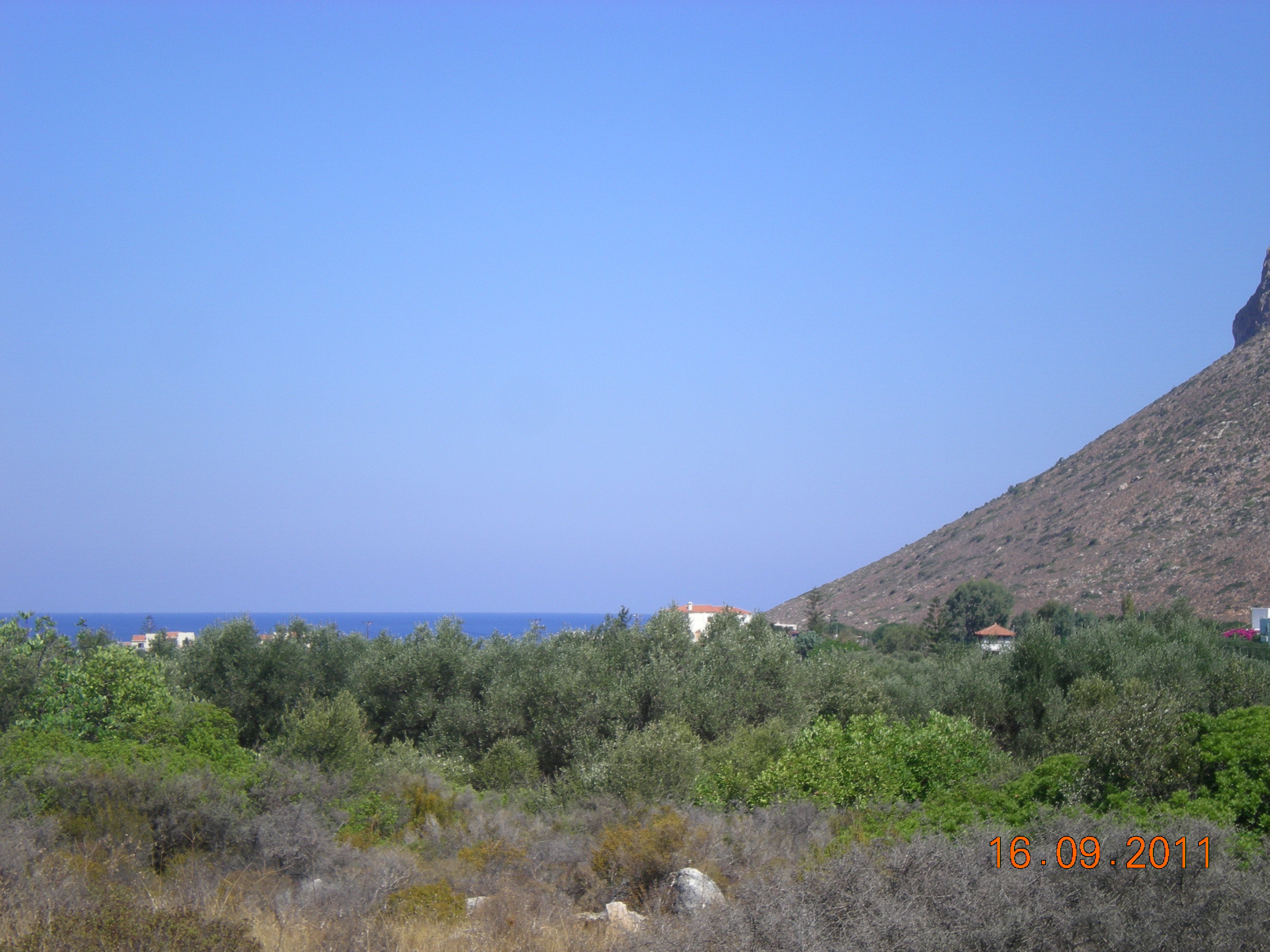 Α Plot in Xorafakia - Stavros with a nice view