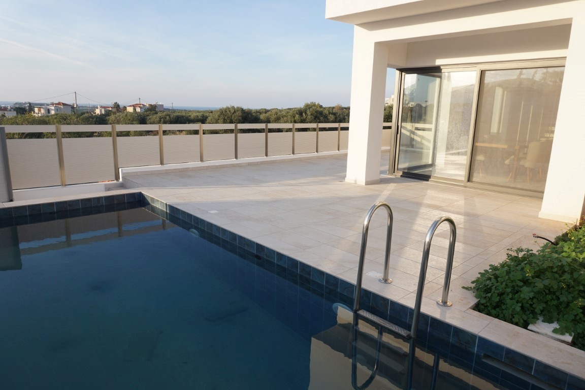 Modern villa with pool and sea view in  Akrotiri