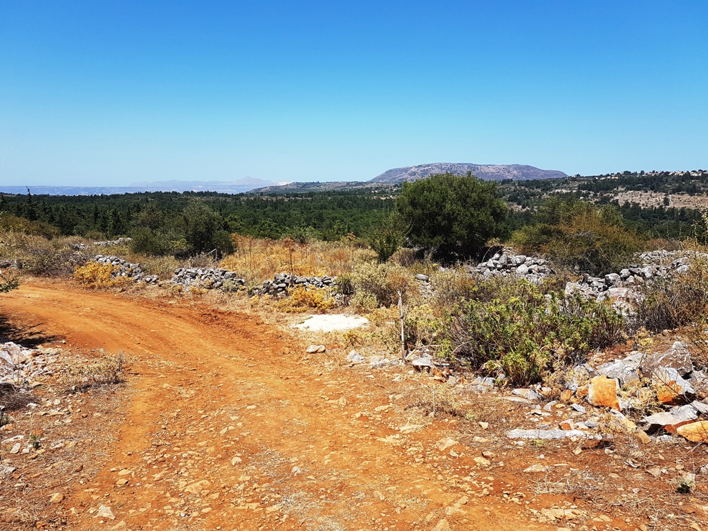 Small plots in Souri, Apokoronas