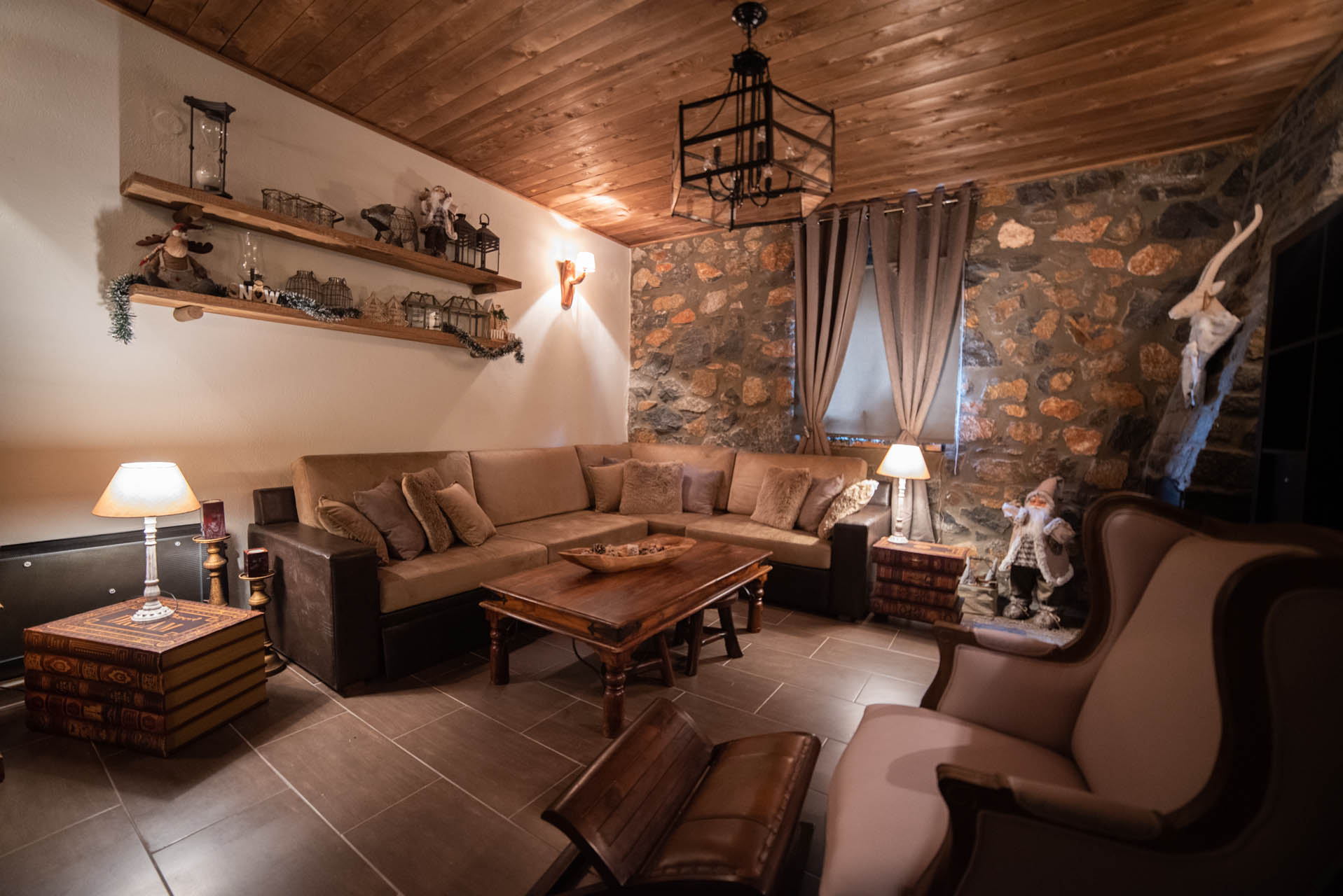 Traditional House for sale in Kaimaktsalan. ID Ma4-12384