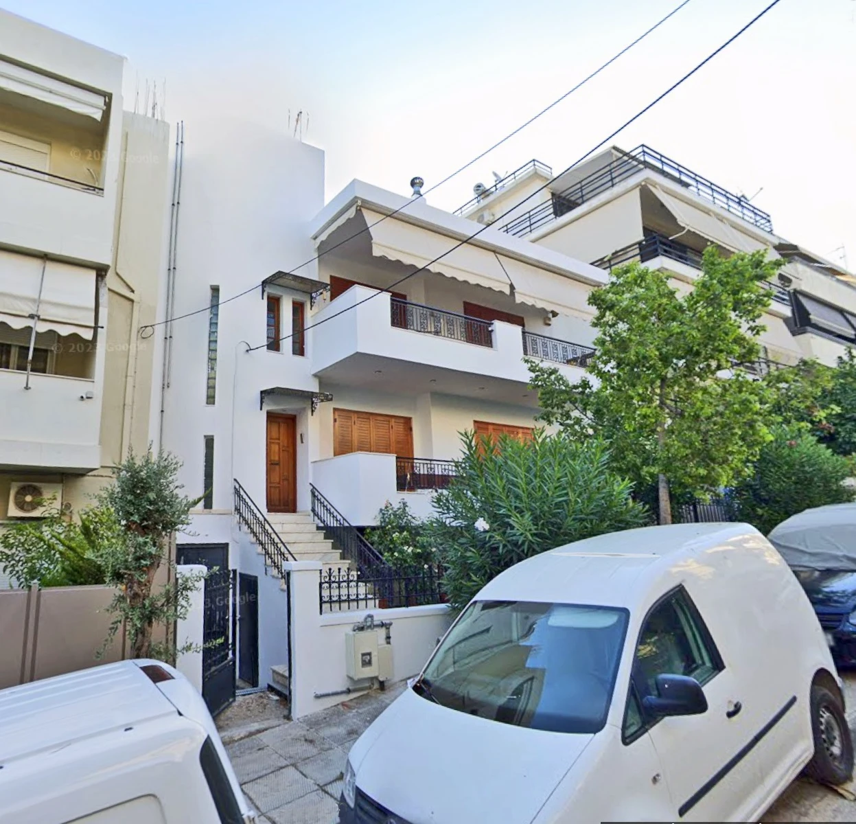 Three Bedroom Apartment in Alimos for sale. ID A4-12353