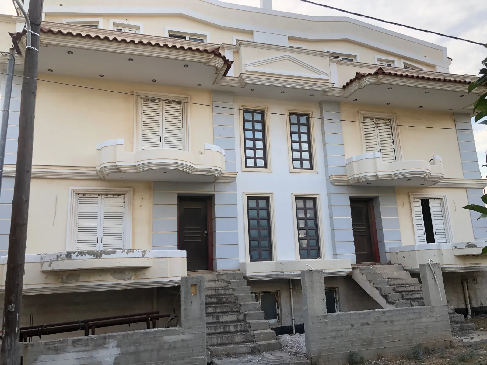 Unfinished Maisonette for sale in Vari. ID A4-12274