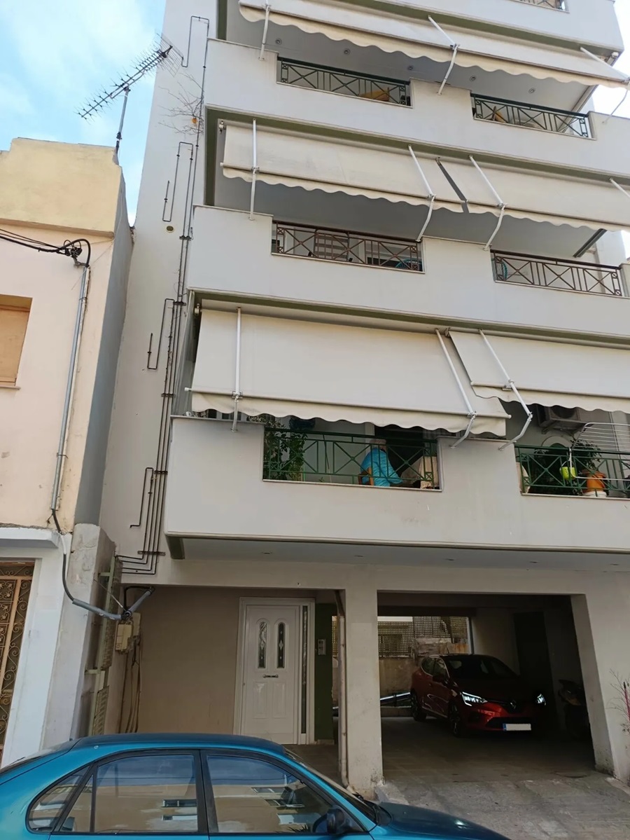 One Bedroom Maisonette for sale in Piraeus. ID A4-12174