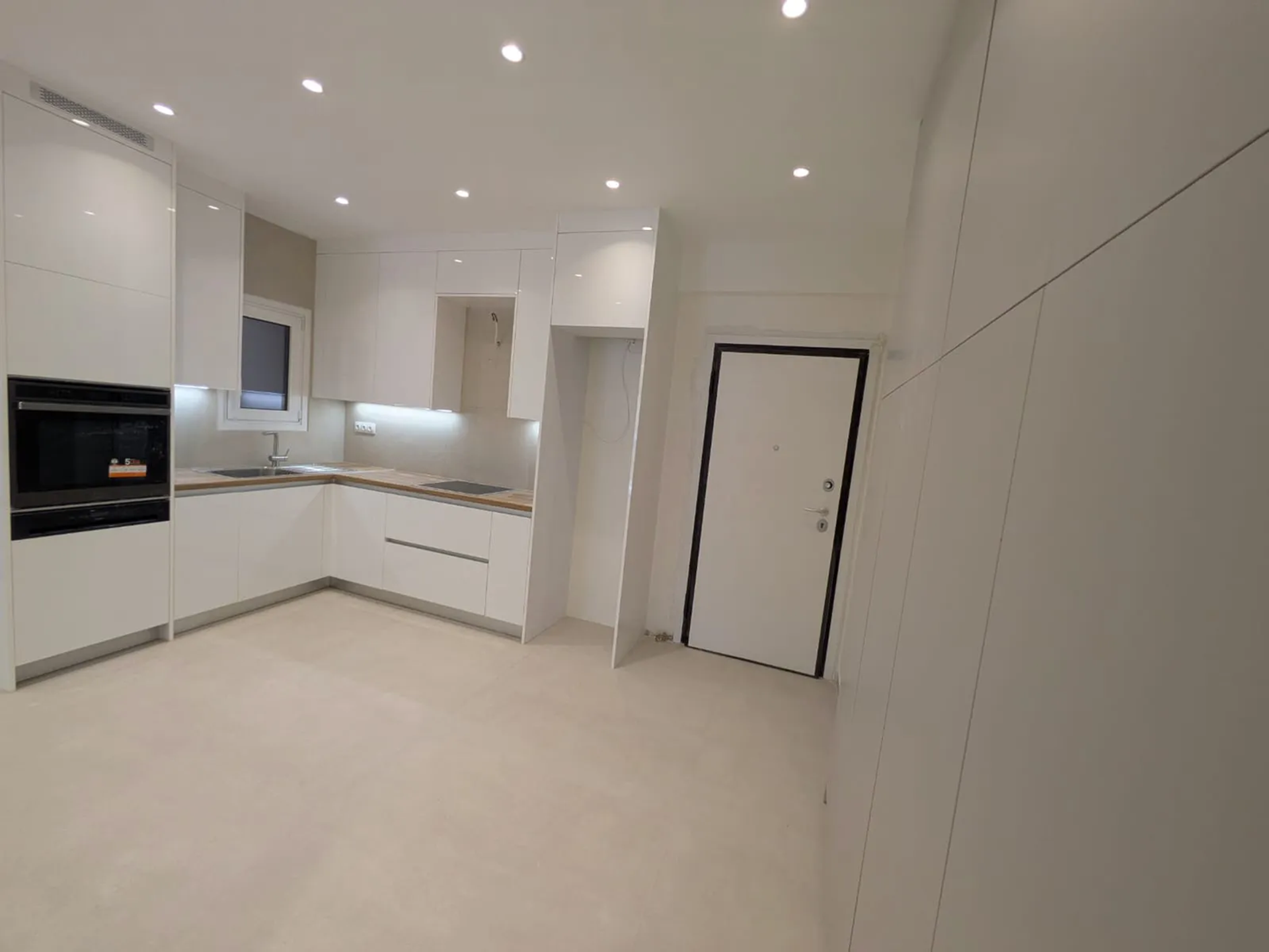 Two Bedroom Apartment for sale in Alimos. ID A4-11651