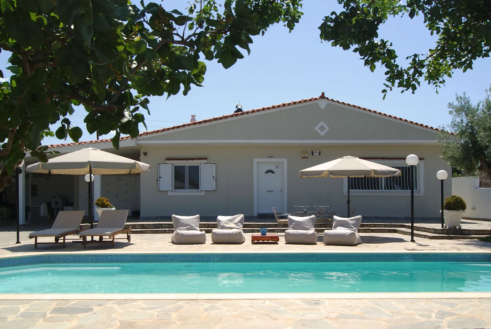 Detached House for sale in Loutraki. ID A4-11348