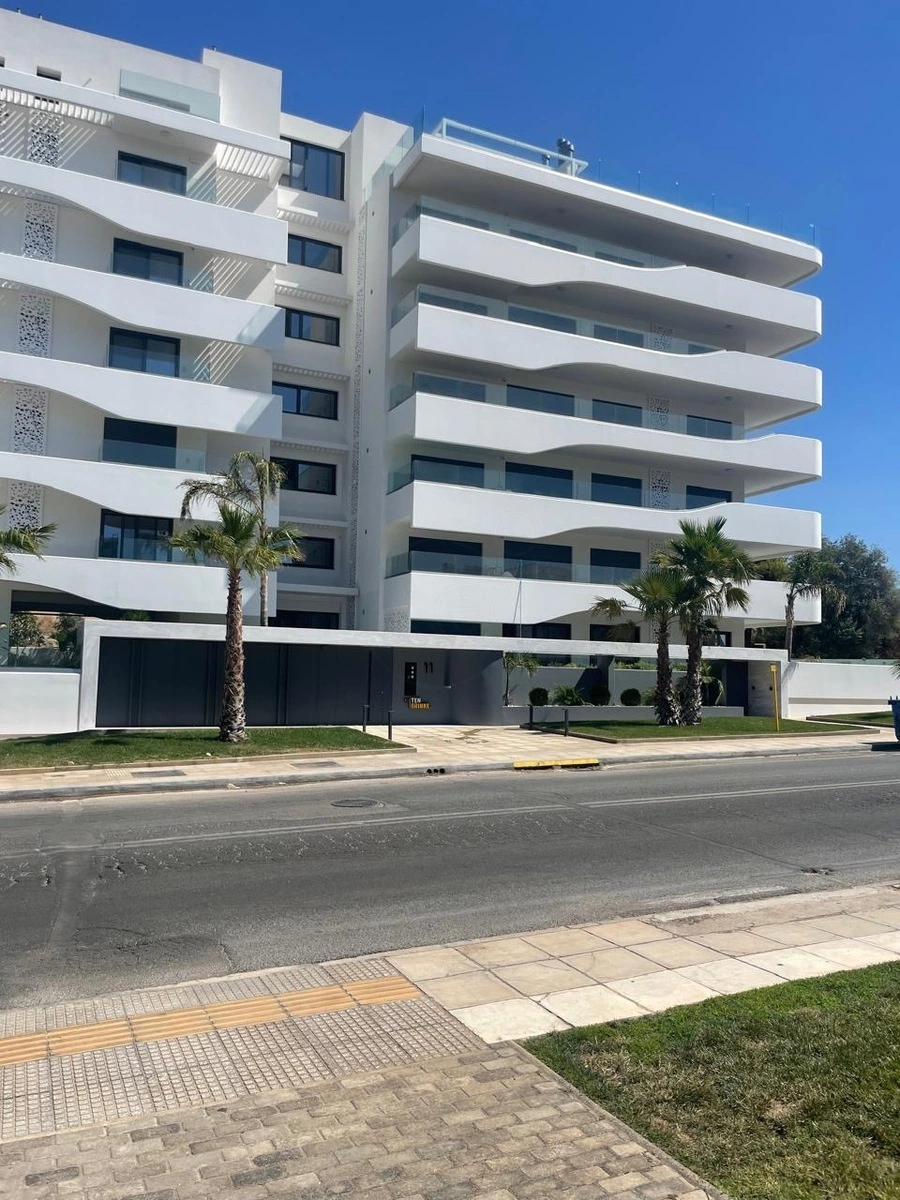 Luxury Maisonette for sale in Glyfada. ID A4-8348