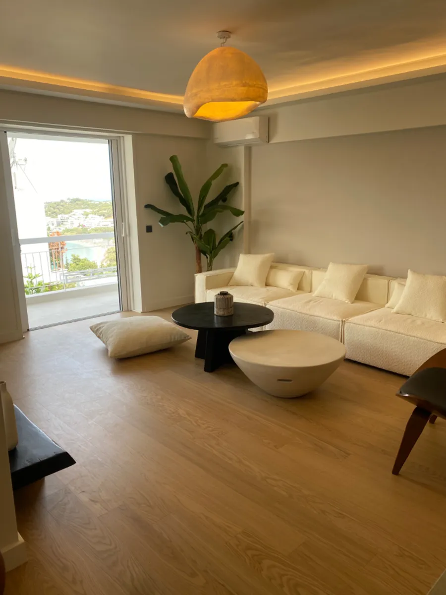 Luxury Apartment in Vouliagmeni for sale. ID A4-7839